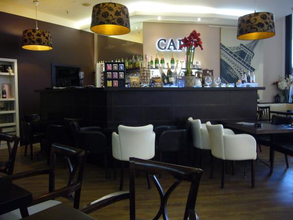 Vnitřek Niveau Café